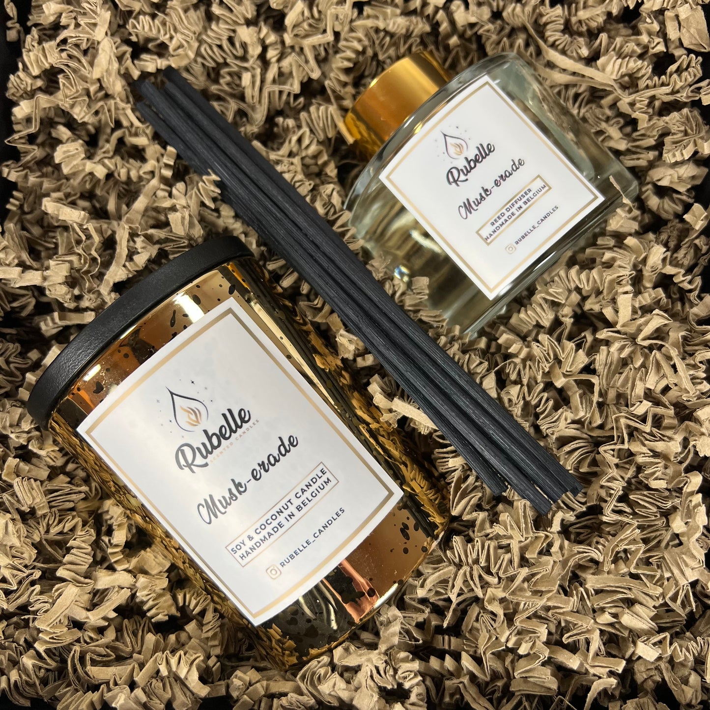 Geschenkdoos: Geurkaars 220g & Geurstokjes 160ml